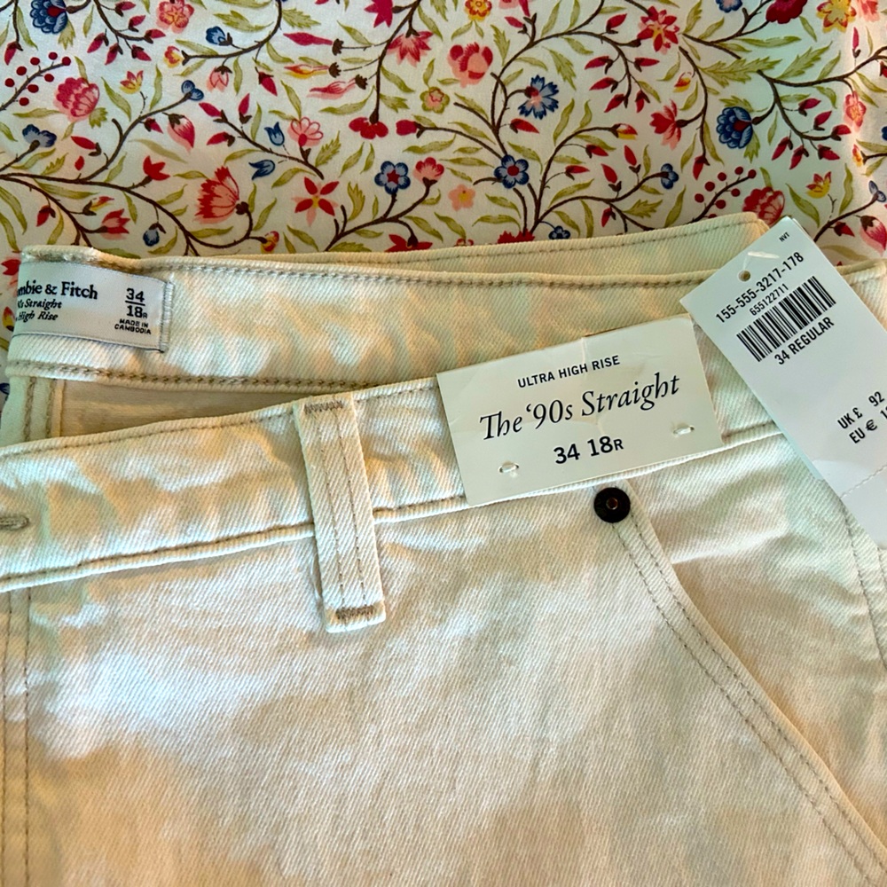 Abercrombie & Fitch The 90s Straight Jeans Ivory High Rise 34 18 R New NWT